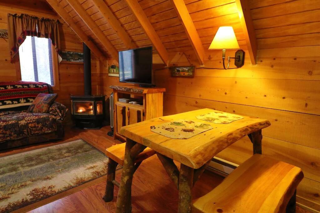 הלן Cute Updated Mountain Cabin Fireplace #3 מראה חיצוני תמונה